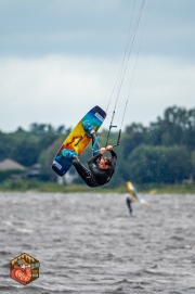 2024-09-08-Z6-kiteboarding-540